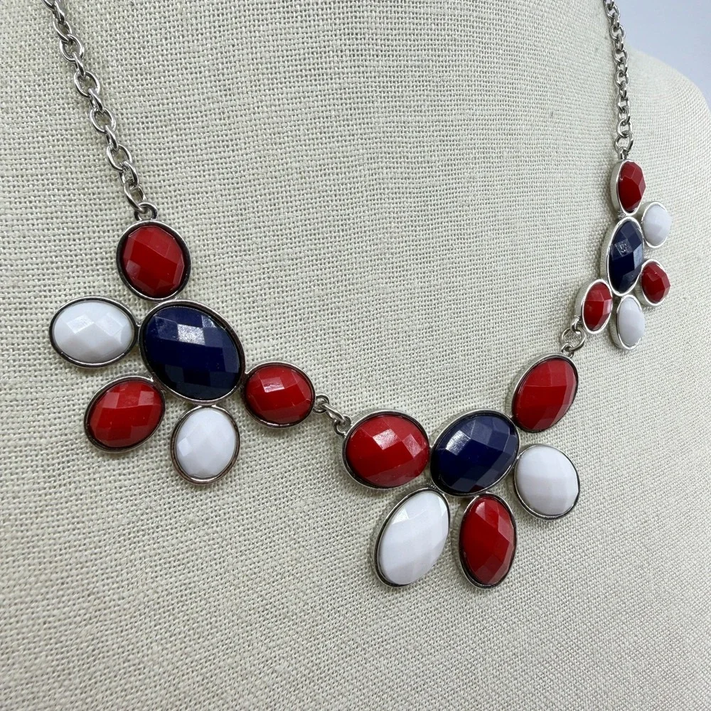 Charming Charlie Red White Blue Faceted Stone Bib Necklace Silver Tone Patriotic